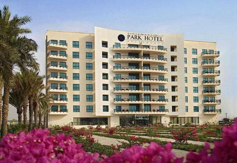 Park Apartments Dubai,An Edge By Rotana Hotel Экстерьер фото