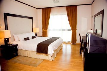 Park Apartments Dubai,An Edge By Rotana Hotel Экстерьер фото